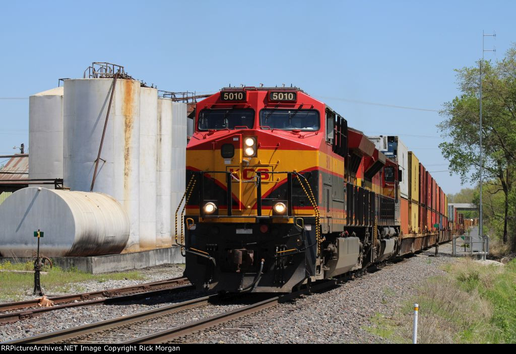 Westbound freight on the KCS at Marshall, MO